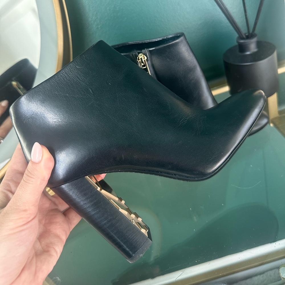 Burberry Booties size EU 36